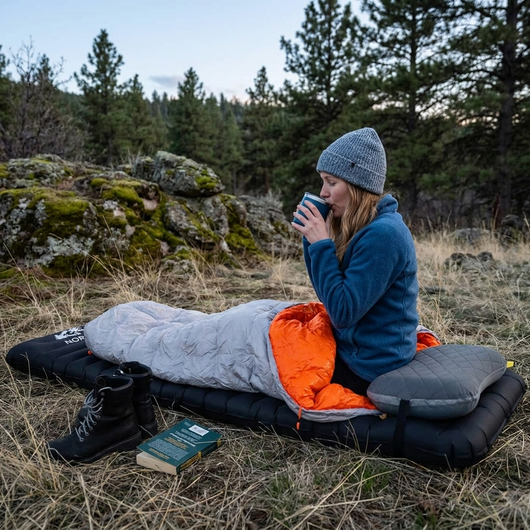 Ultraleichter Schlafsack mit Gänsedaunen
